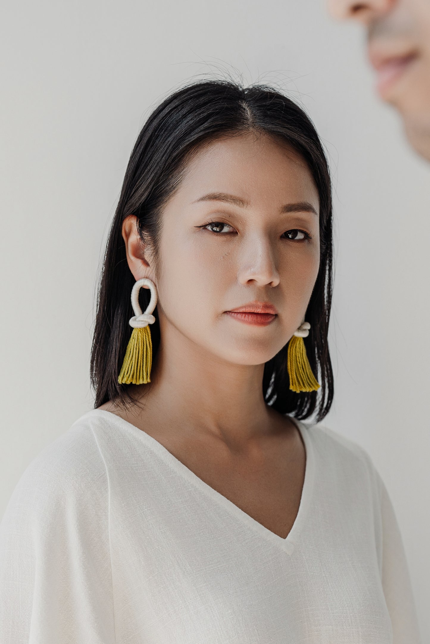 Mena Knot Earring - Pearl / Lemon